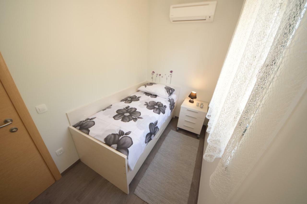 Apartmani Dora I Kati Orebić Exteriér fotografie